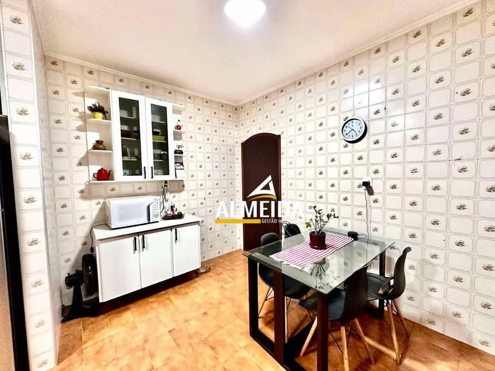 Casa, 3 quartos, 192 m² - Foto 9