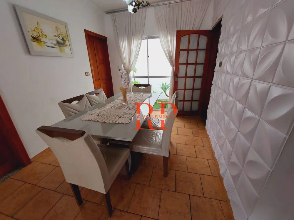 Casa, 3 quartos, 240 m² - Foto 1