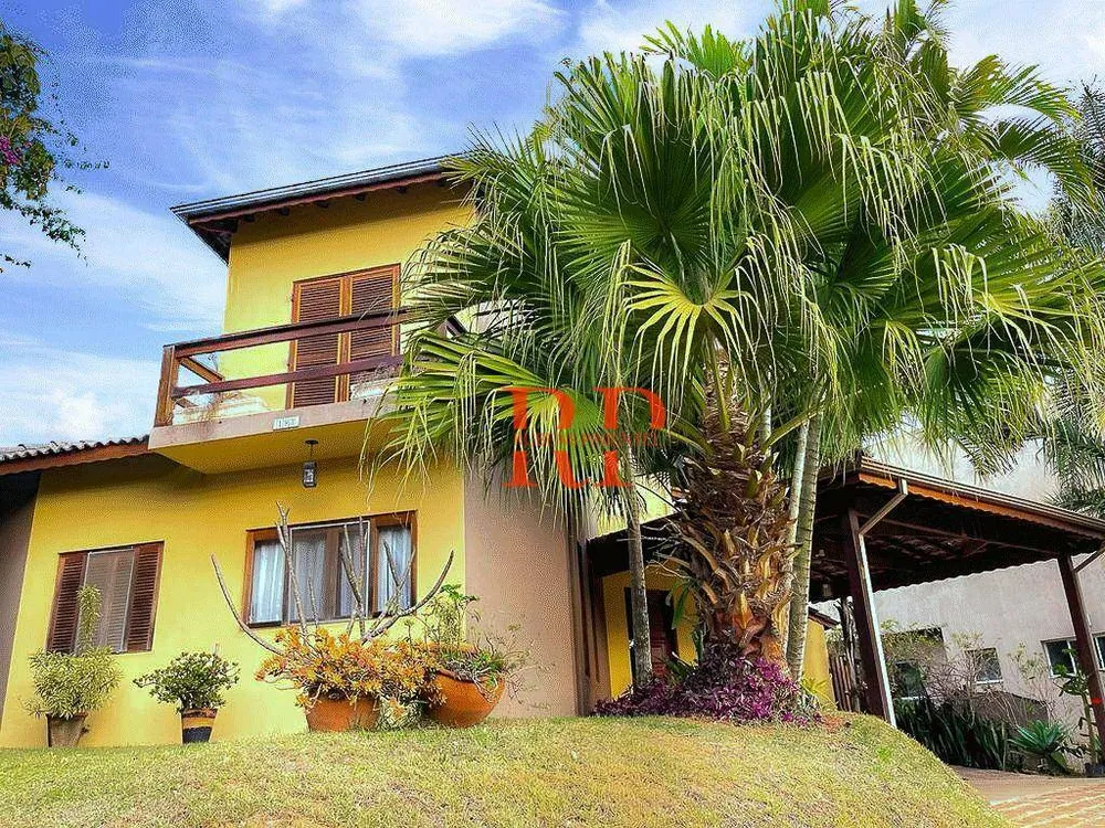 Casa, 3 quartos, 306 m² - Foto 1