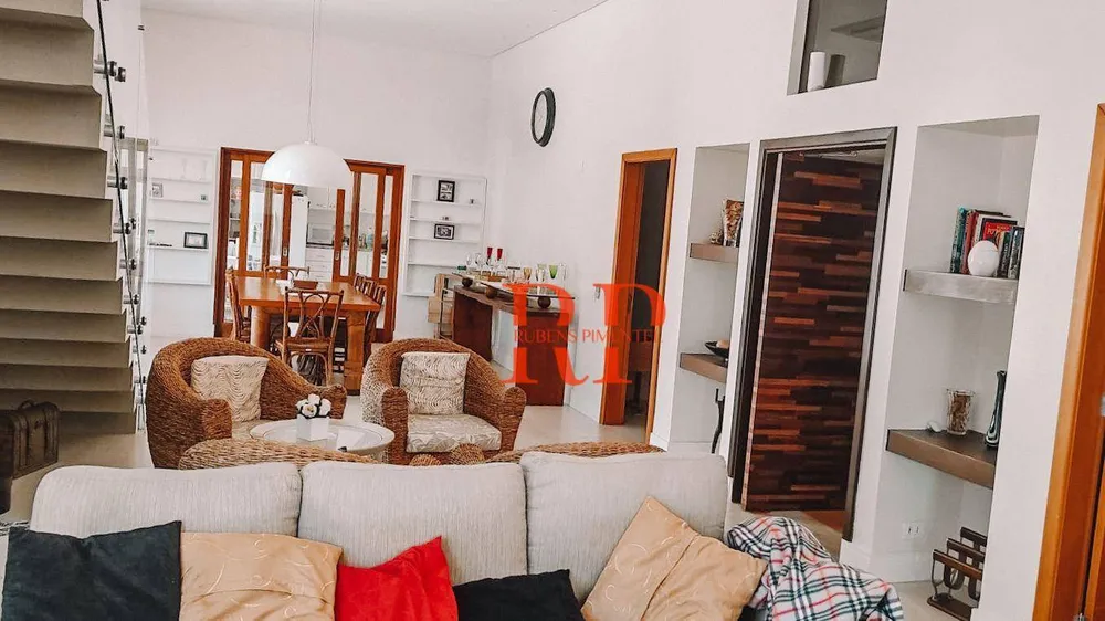 Casa, 8 quartos, 1381 m² - Foto 2