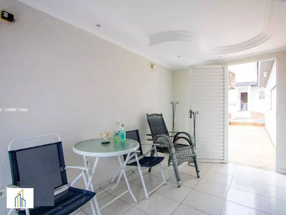 Casa, 2 quartos, 224 m² - Foto 4