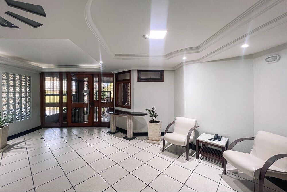 Apartamento à venda com 3 quartos, 125m² - Foto 8