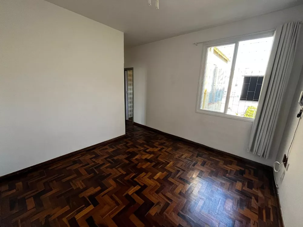 Apartamento à venda com 2 quartos, 60m² - Foto 4