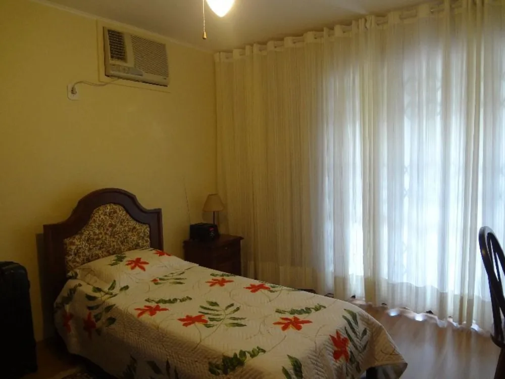 Casa, 3 quartos, 267 m² - Foto 2