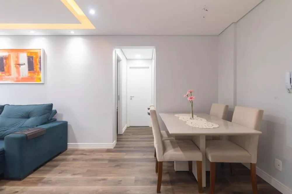 Apartamento à venda com 2 quartos, 61m² - Foto 1