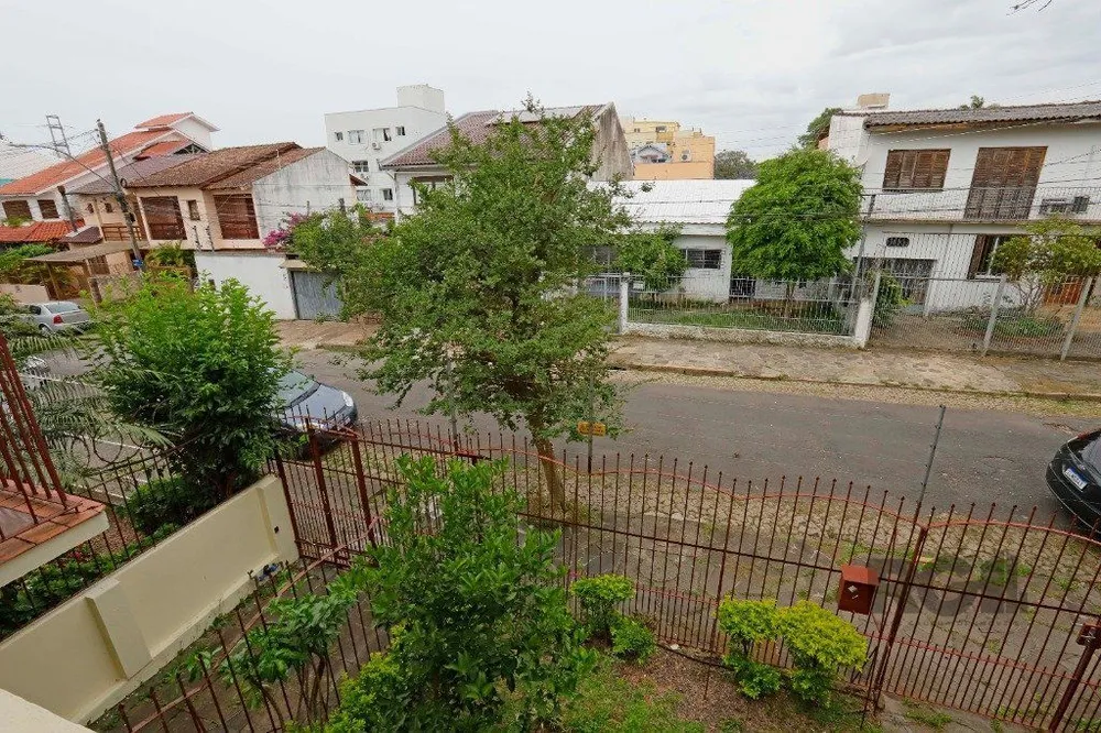Casa, 5 quartos, 231 m² - Foto 2