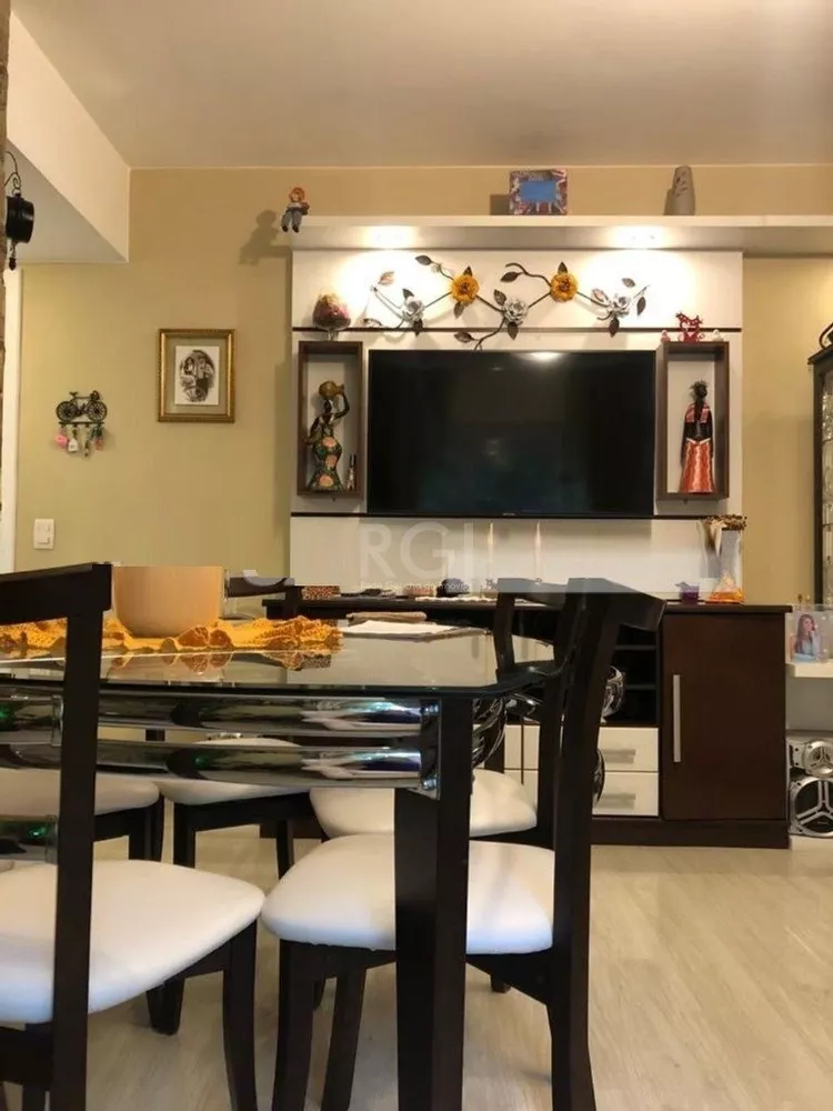 Apartamento à venda com 2 quartos, 75m² - Foto 1