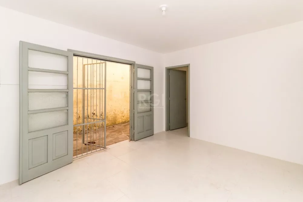 Apartamento à venda com 3 quartos, 227m² - Foto 2