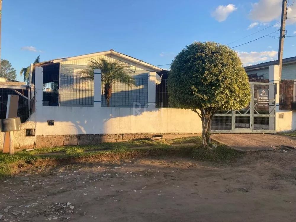 Casa à venda com 2 quartos, 121m² - Foto 1