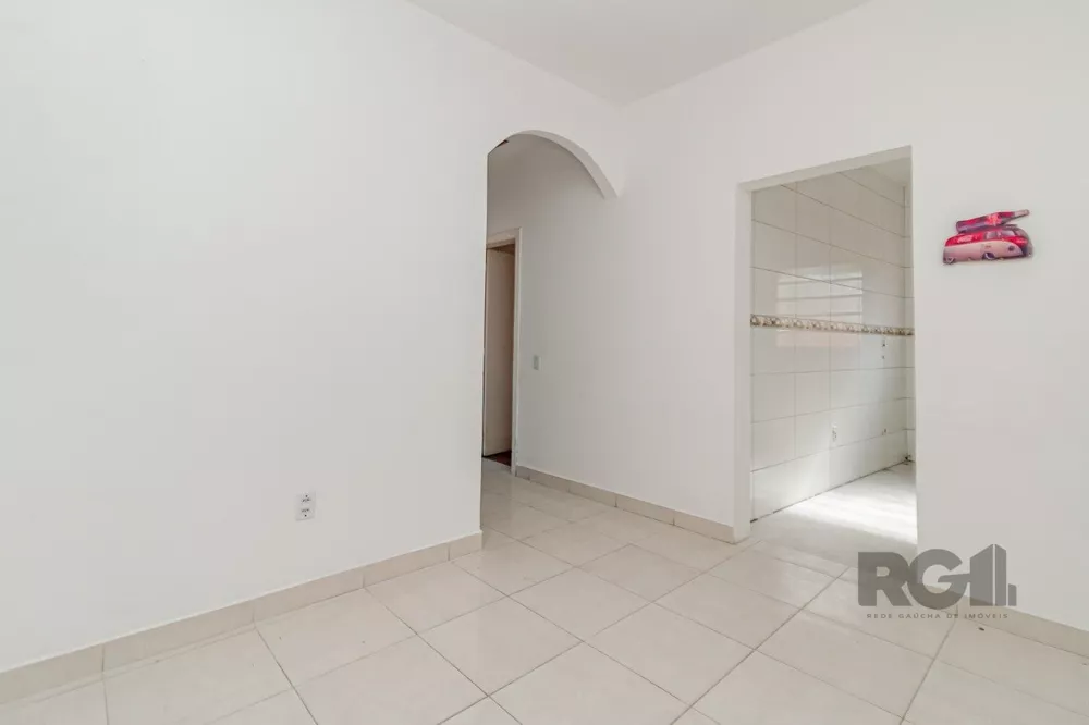 Casa à venda com 2 quartos, 79m² - Foto 3