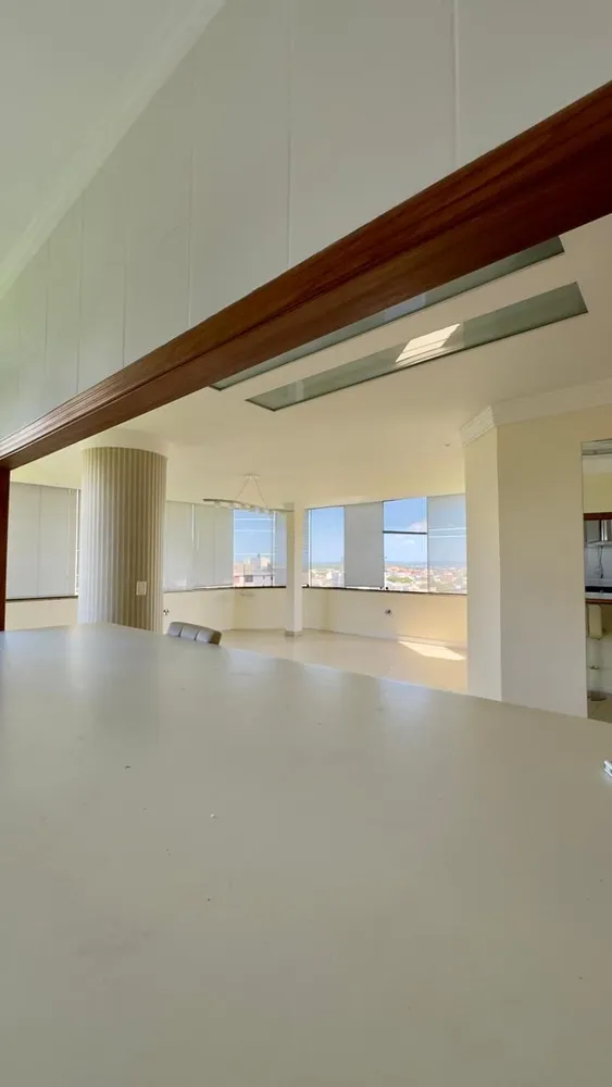 Casa, 2 quartos, 231 m² - Foto 2