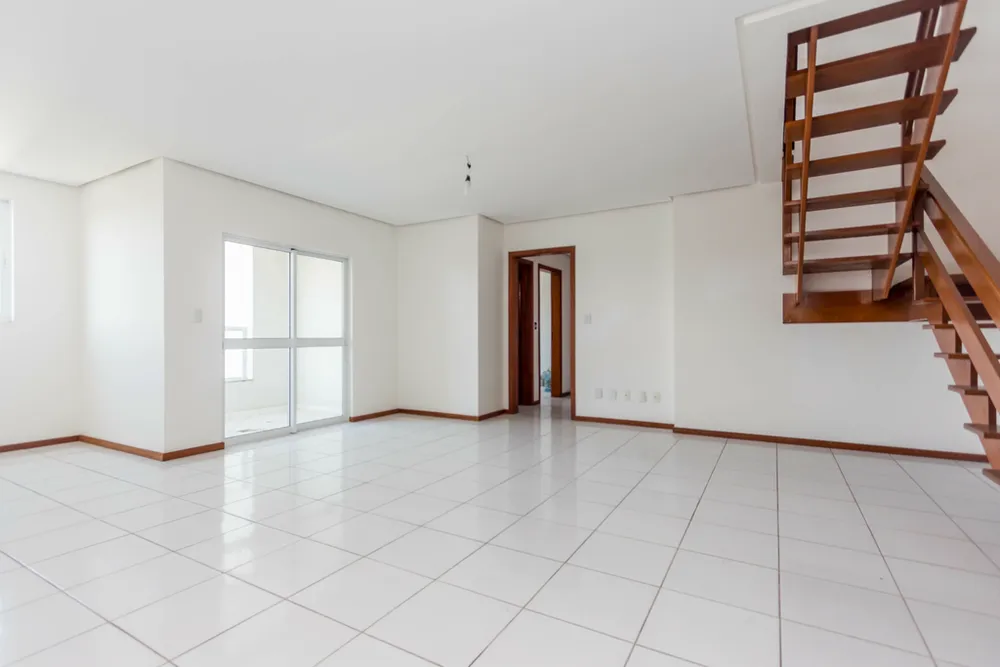Cobertura, 3 quartos, 195 m² - Foto 1