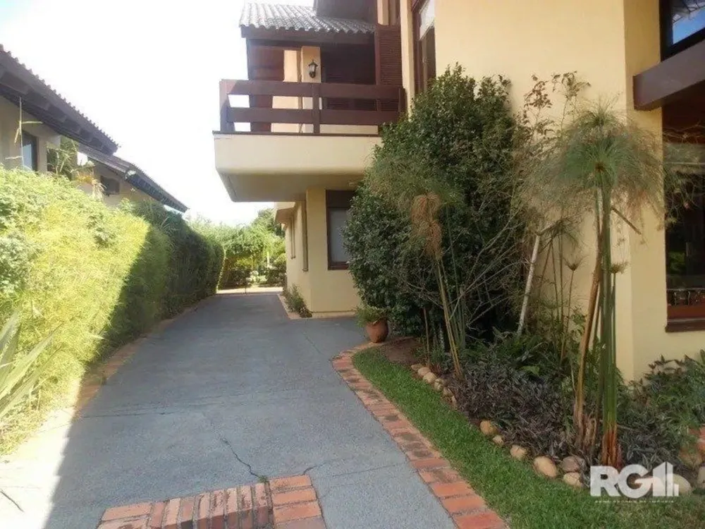 Casa, 3 quartos, 217 m² - Foto 3
