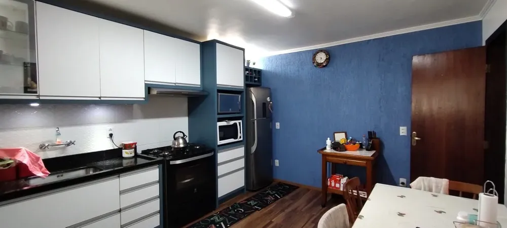 Casa, 3 quartos, 201 m² - Foto 1