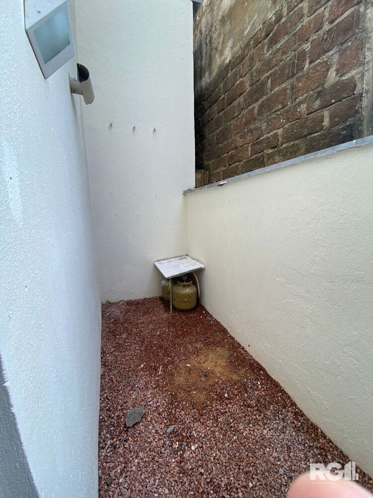 Casa de Condomínio à venda com 3 quartos, 156m² - Foto 2