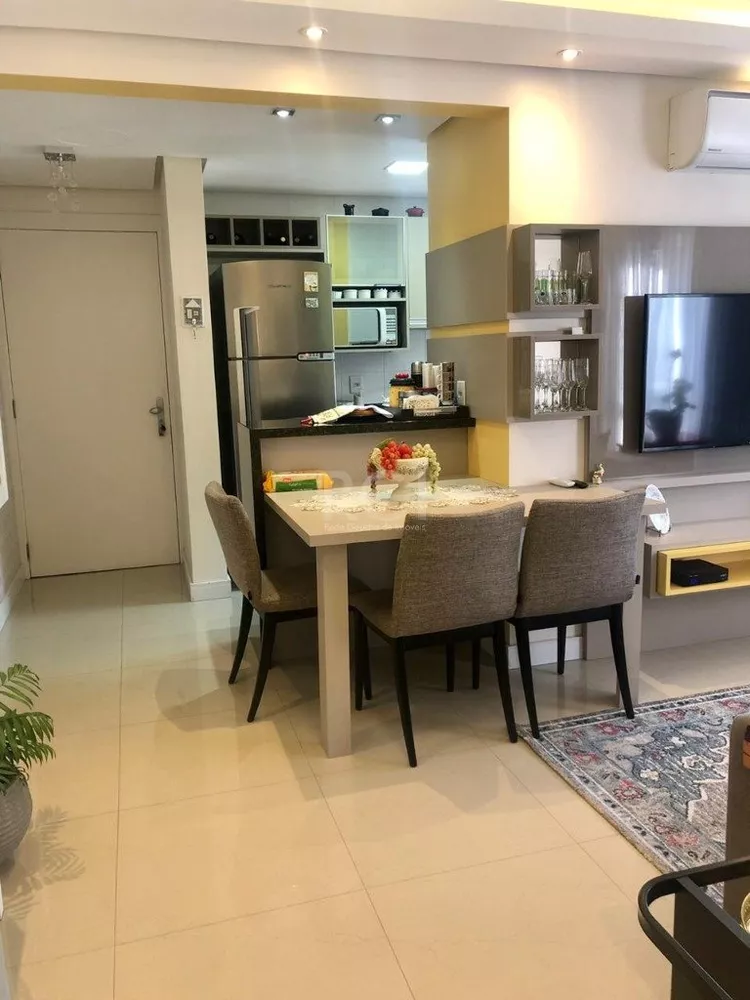 Apartamento à venda com 1 quarto, 42m² - Foto 2