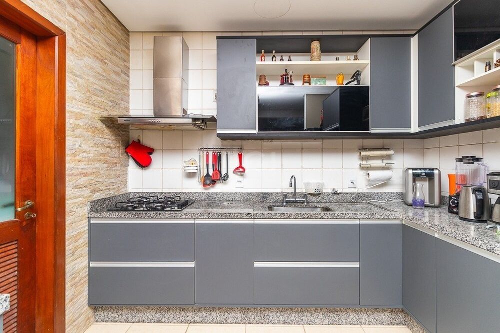 Casa de Condomínio à venda com 3 quartos, 240m² - Foto 8