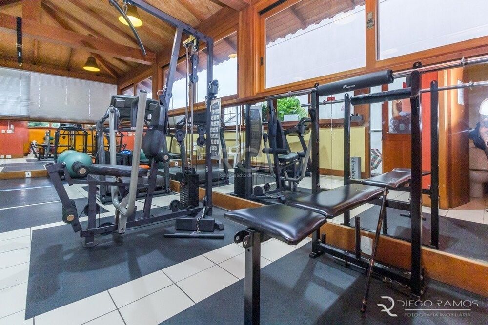 Casa de Condomínio à venda com 3 quartos, 240m² - Foto 4