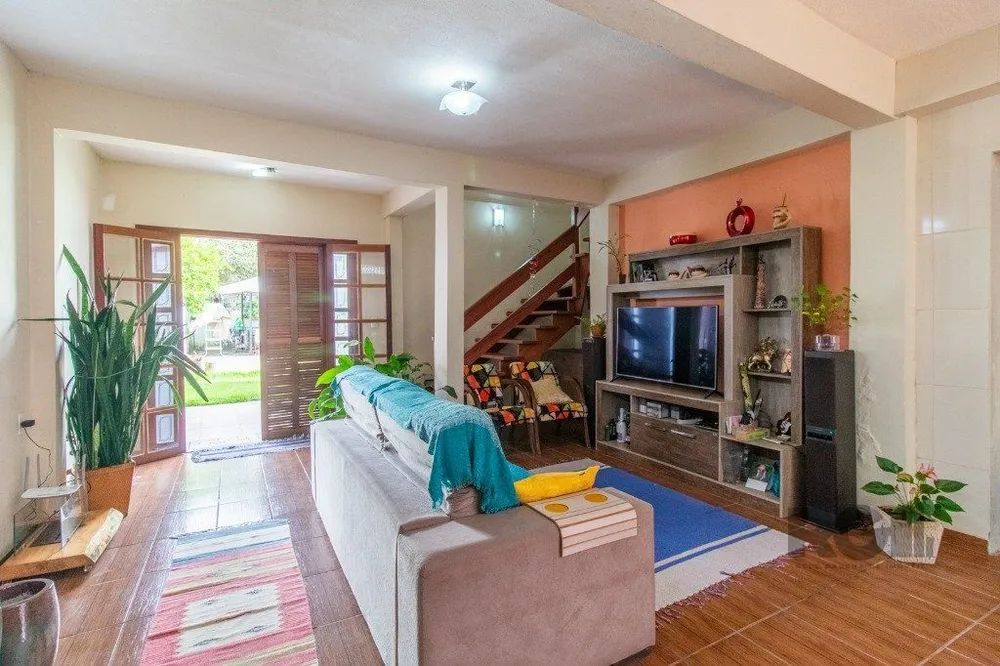 Casa, 3 quartos, 296 m² - Foto 2