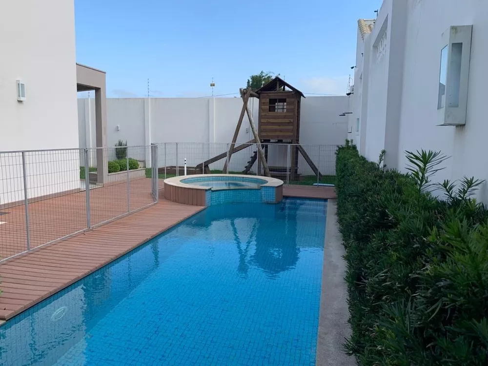 Casa à venda com 2 quartos, 351m² - Foto 4