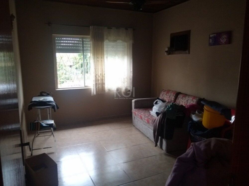 Casa à venda com 4 quartos, 89m² - Foto 1