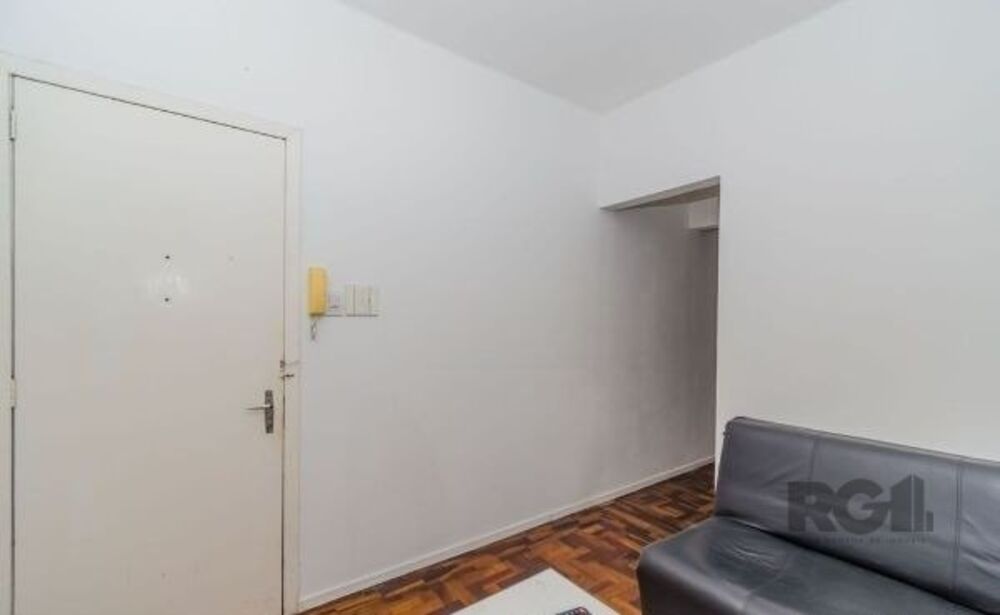 Apartamento à venda com 1 quarto, 33m² - Foto 1
