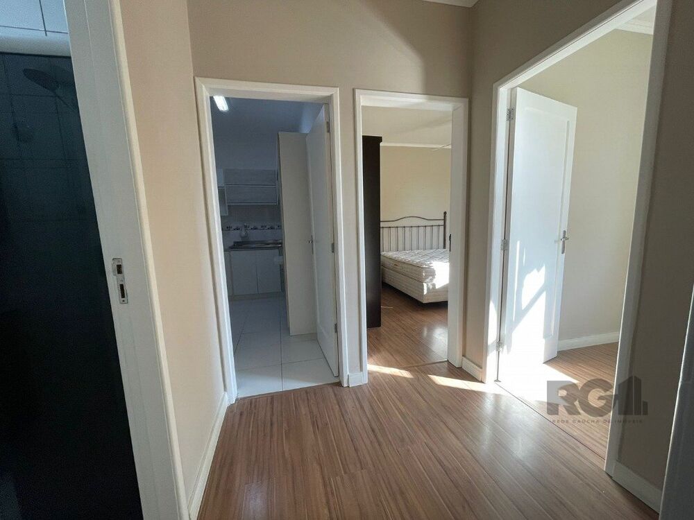 Apartamento à venda com 3 quartos, 86m² - Foto 2
