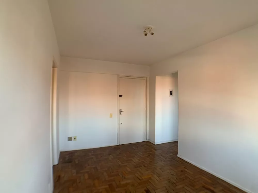 Apartamento à venda com 1 quarto, 40m² - Foto 3