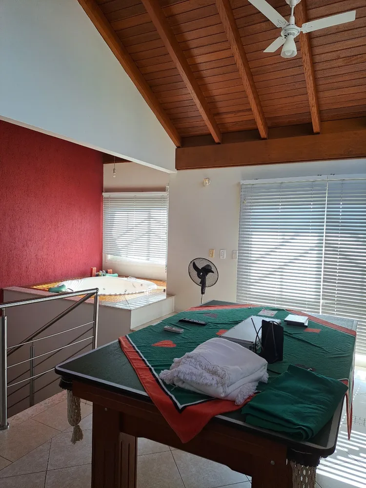 Casa, 4 quartos, 329 m² - Foto 2