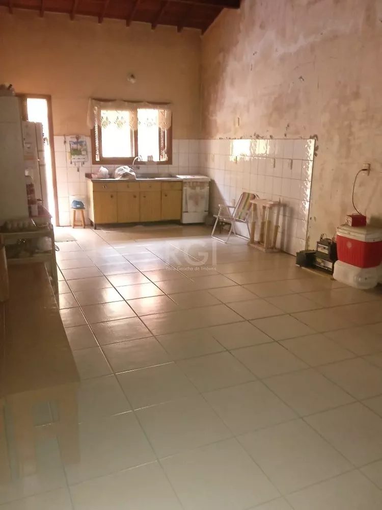 Casa à venda com 3 quartos, 220m² - Foto 6