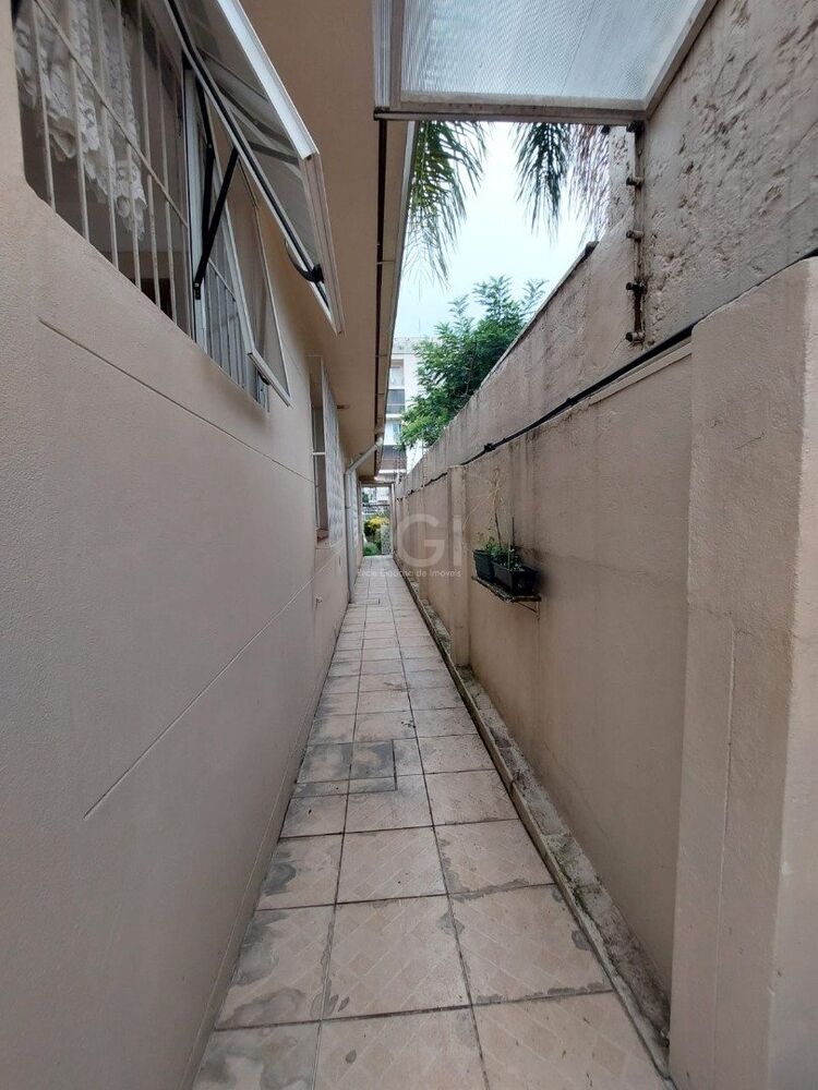 Casa à venda com 3 quartos, 185m² - Foto 7
