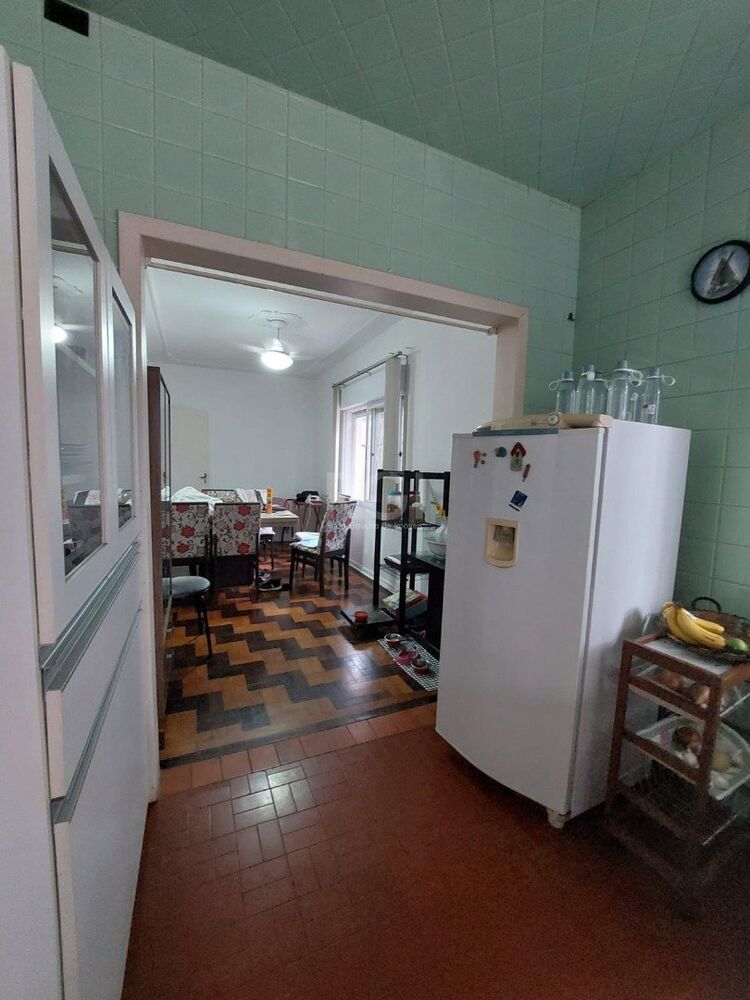 Casa à venda com 3 quartos, 185m² - Foto 4