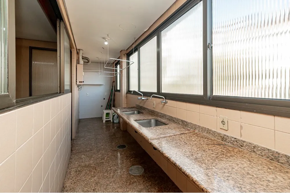 Apartamento, 3 quartos, 330 m² - Foto 3