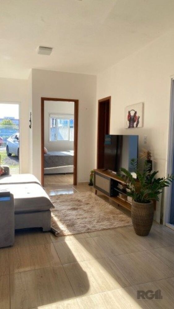 Casa à venda com 2 quartos, 57m² - Foto 4