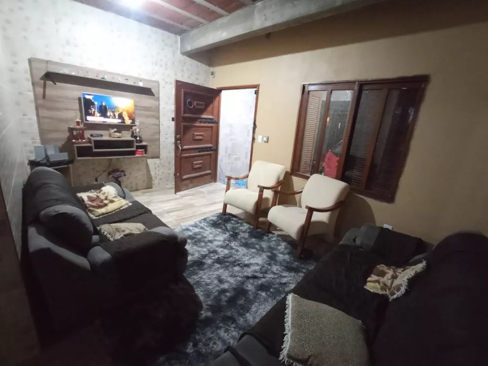 Casa à venda com 3 quartos, 164m² - Foto 4