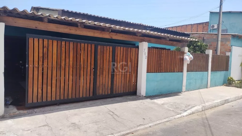 Casa à venda com 3 quartos, 311m² - Foto 1