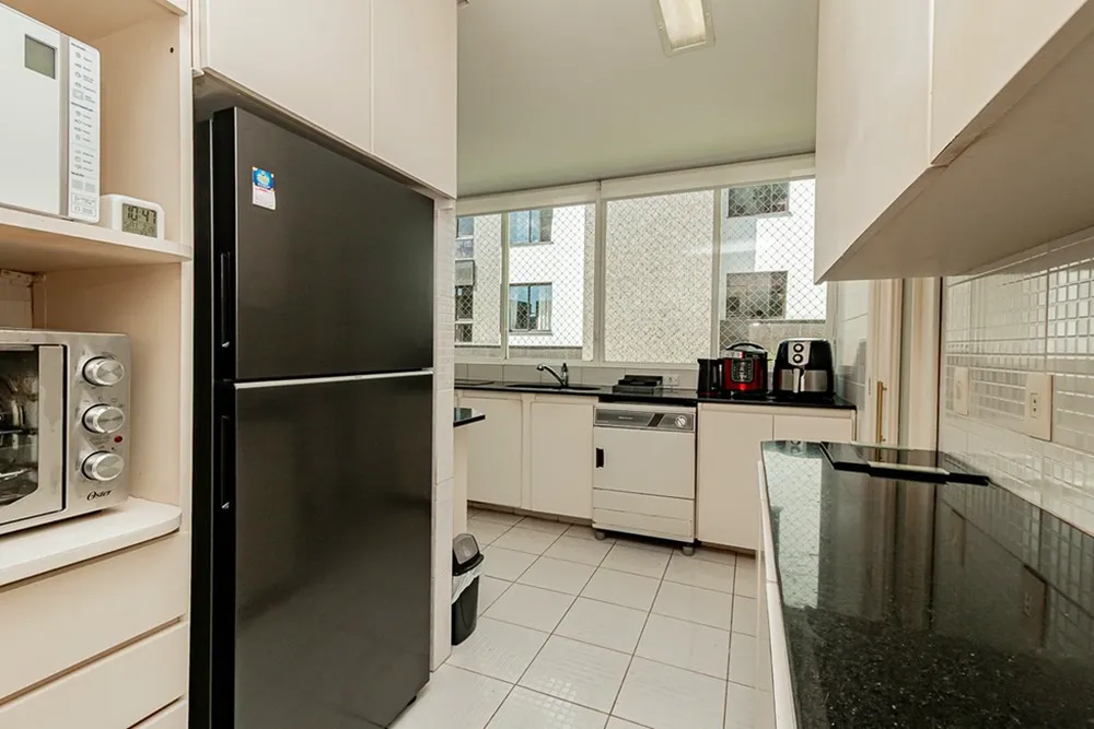 Apartamento, 3 quartos, 144 m² - Foto 2