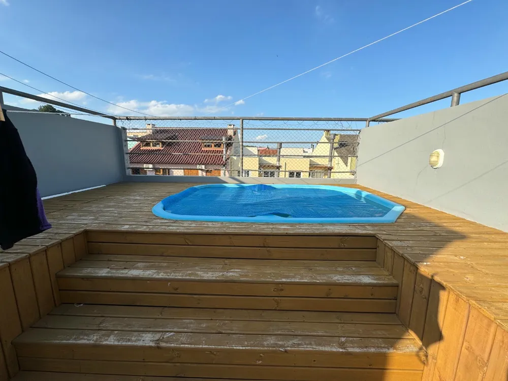 Casa, 3 quartos, 219 m² - Foto 1