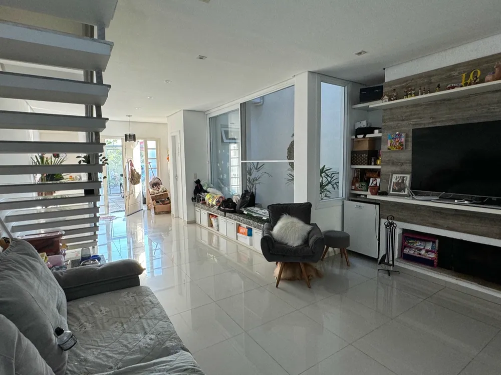 Casa, 3 quartos, 221 m² - Foto 8