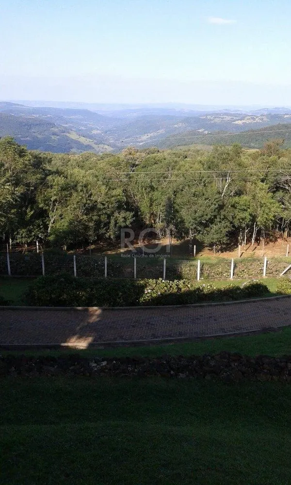 Casa, 3 quartos, 231 m² - Foto 2