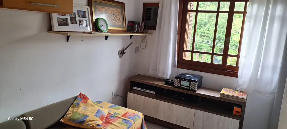 Casa, 3 quartos, 230 m² - Foto 1