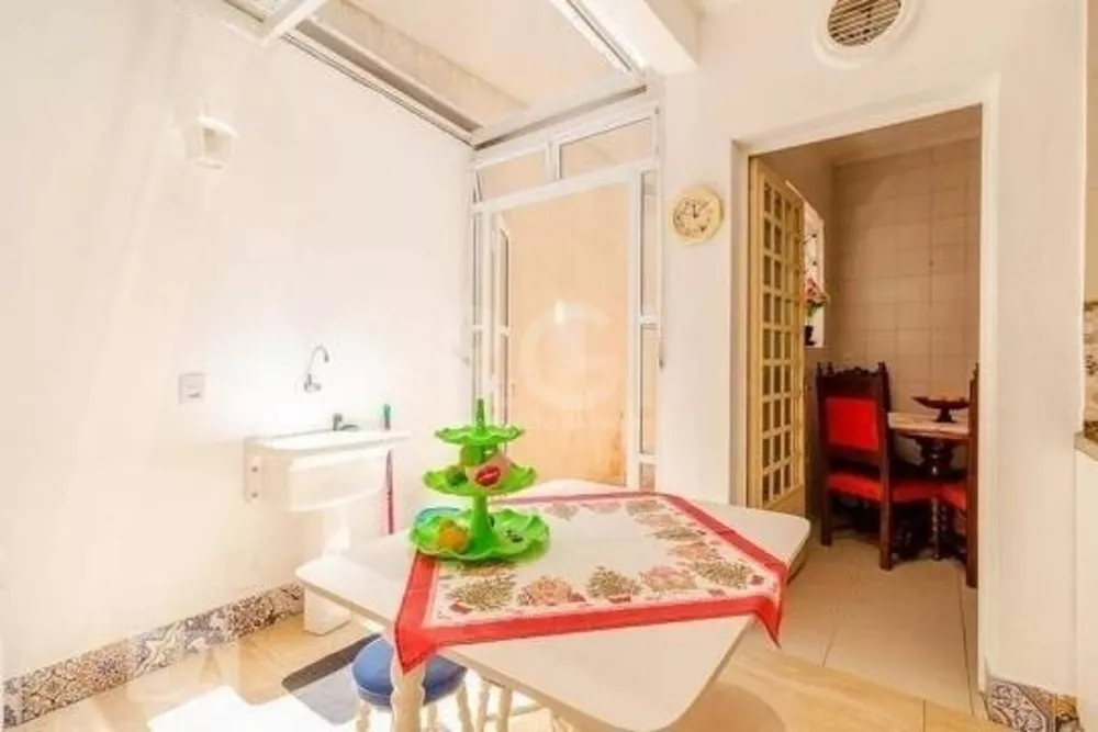 Apartamento à venda com 2 quartos, 95m² - Foto 2