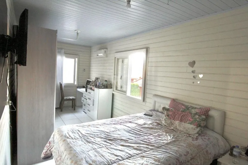 Casa, 5 quartos, 89 m² - Foto 2