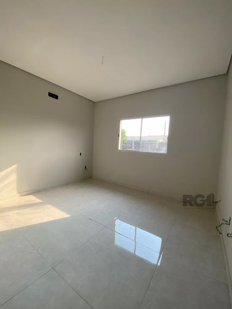 Casa à venda com 2 quartos, 71m² - Foto 4