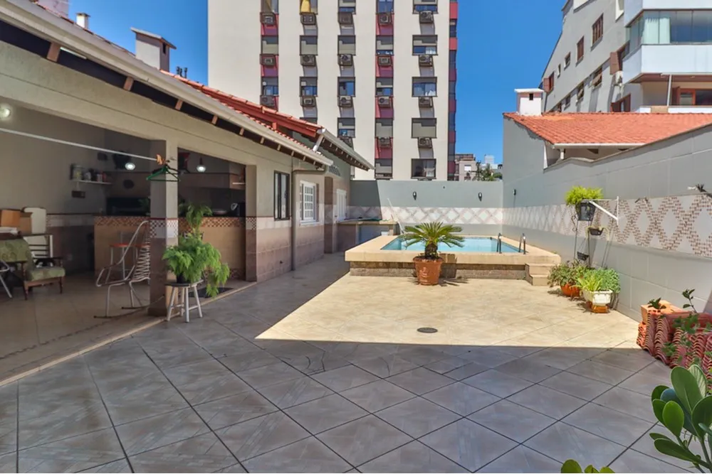 Casa, 5 quartos, 324 m² - Foto 3