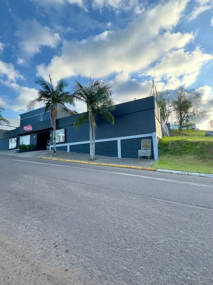 Prédio Inteiro, 899 m² - Foto 1