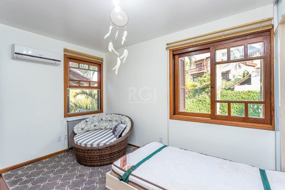 Casa à venda com 3 quartos, 247m² - Foto 6