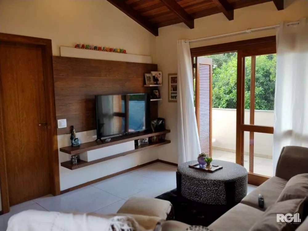 Casa de Condomínio à venda com 3 quartos, 191m² - Foto 3