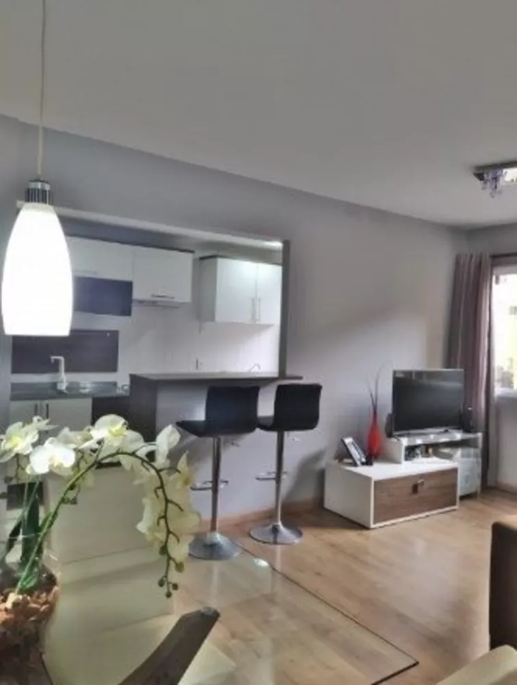 Apartamento à venda com 3 quartos, 67m² - Foto 2