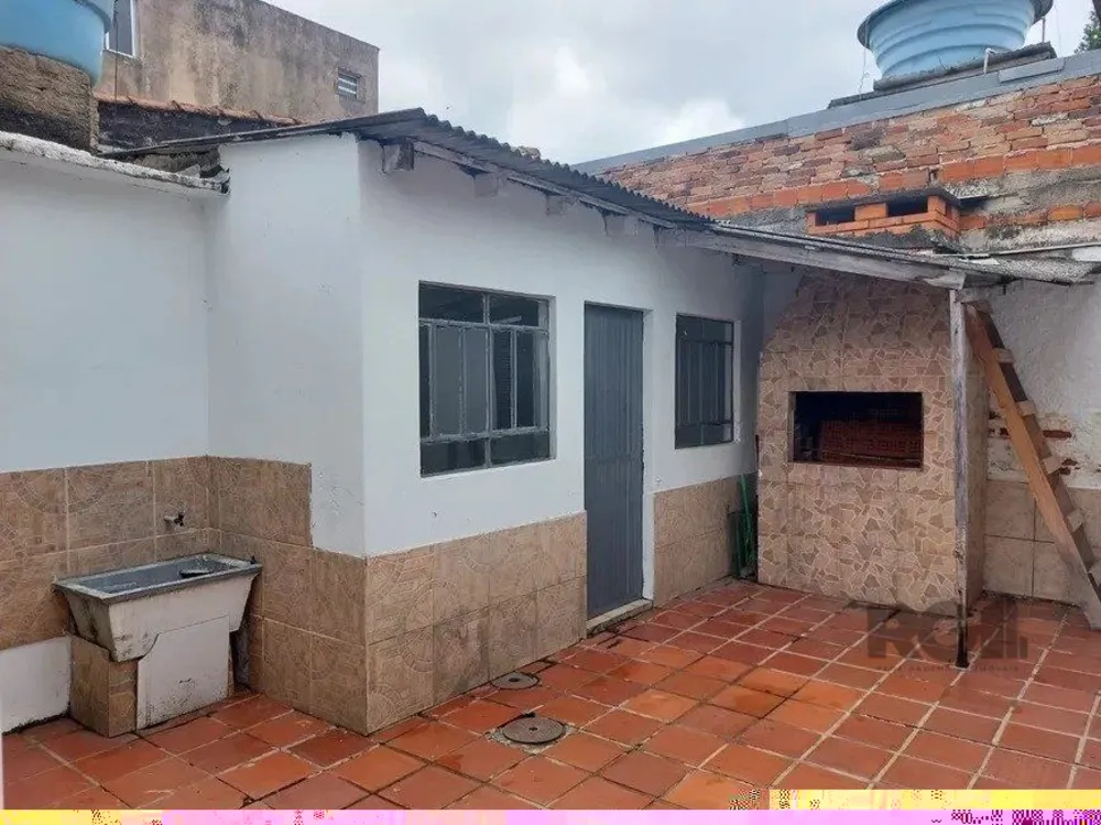 Casa, 4 quartos, 225 m² - Foto 1